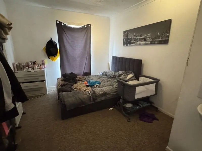 800