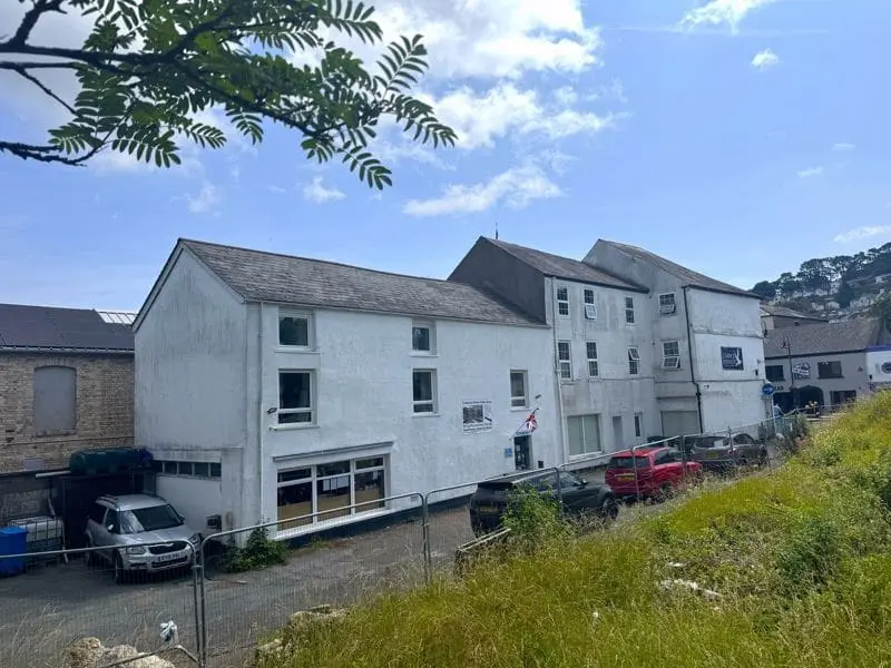 Photo 1 Newton Abbot